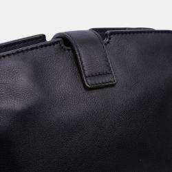 مملوكة مسبقًا Saint Laurent Paris Black Toy Leather Monogram Cabas