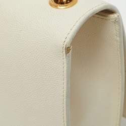 مملوكة مسبقًا حقيبة كتف سان لوران جلد بيج متوسطة كيت