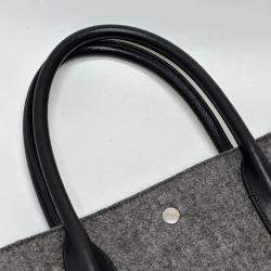 Pre Owned Yves Saint Laurent Saint Laurent Paris Rive Gauche Felt/Leather Tote Bag Gray