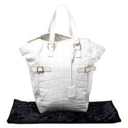 مملوكة مسبقًا حقيبة سان لوران باريس داون تاون جلد نقشة التمساح أبيض لامع متوسطة