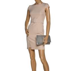 Pre Owned حقيبة كلاتش سان لوران باريس بل دو جور قلاب جلد لامعة خضراء نعناية