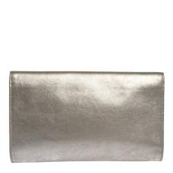 Pre Owned حقيبة كلاتش سان لوران باريس بل دو جور قلاب جلد لامعة خضراء نعناية