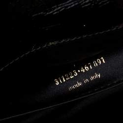 مملوكة مسبقًا حقيبة كلتش سان لوران بل دو جور جلد لامعة سوداء 