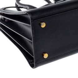 مملوكة مسبقًا حقيبة يد سان لوران باريس ساك دو جور كلاسيك صغيرة جلد سوداء