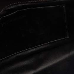 مملوكة مسبقًا حقيبة كلتش سان لوران بل دو جور قلاب جلد لامع أخضر زيتونى