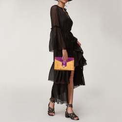 مملوكة مسبقًا حقيبة كلتش سان لوران باريس جلد لامع وفيلين بنفسجى / بيج 