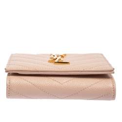 مملوكة مسبقًا Saint Laurent Nude Pink Matelassé Leather Monogram Trifold Wallet