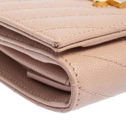 مملوكة مسبقًا Saint Laurent Nude Pink Matelassé Leather Monogram Trifold Wallet