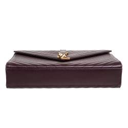 مملوكة مسبقًا حقيبة سان لوران جلد ماتيلاس عنابي كبيرة بقلاب