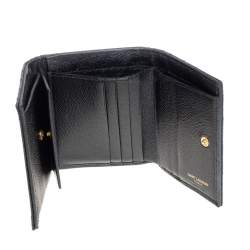 مملوكة مسبقًا Saint Laurent Black Matelassé Leather Monogram Trifold Wallet