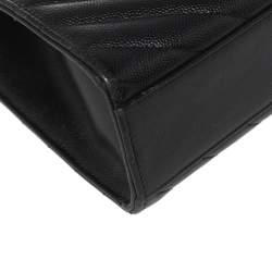 Pre Owned حقيبة كتف سان لوران إنفيلوب جلد شيفرون مبطن مونوغرامي أسو�د 