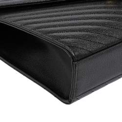 Pre Owned حقيبة كتف سان لوران إنفيلوب جلد شيفرون مبطن مونوغرامي أسود 