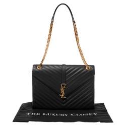 مملوكة مسبقًا Saint Laurent Dark Grey Matelassé Leather Monogram Envelope Shoulder Bag