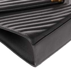 مملوكة مسبقًا Saint Laurent Dark Grey Matelassé Leather Monogram Envelope Shoulder Bag