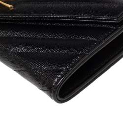 مملوكة مسبقًا Saint Laurent Black Matelassé Leather Flap Monogram Wallet