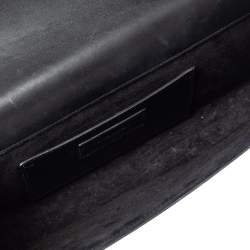 مملوكة مسبقًا حقيبة كلتش سان لوران كيت جلد أسود مزينة دلاية بشراشيب