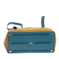 مملوكة مسبقًا حقيبة سان لوران ميوز تو سويدي وجلد ثلاثي اللون مت وسطة بيد علوية