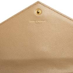 مملوكة مسبقًا Saint Laurent Beige Matelassé Leather Monogram Envelope Wallet on Chain