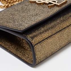 Pre Owned محفظة بسلسلة سان لوران نيو كيت جلد مجعد لامع ذهبي صغيرة