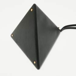 Pre Owned Saint Laurent Black Leather Pyramid Box Wristlet Clutch