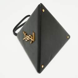 Pre Owned Saint Laurent Black Leather Pyramid Box Wristlet Clutch