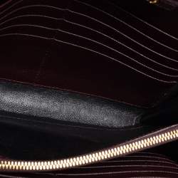 Pre Owned  محفظة سان لوران باريس بسلسلة أنفيلوب جلد مونوغرامي بيج