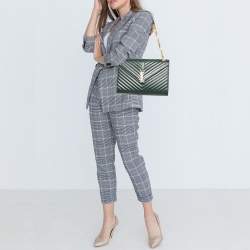 مملوكة مسبقًا Saint Laurent Green Matelassé Leather Monogram Envelope Shoulder Bag
