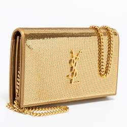 Pre Owned محفظة بسلسلة سان لوران ساتان وترتر ذهبي مونوغرامية