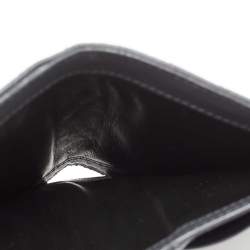 مملوكة مسبقًا Saint Laurent Grey Matelassé Leather Monogram Trifold Wallet