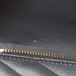 مملوكة مسبقًا Saint Laurent Grey Matelassé Leather Monogram Trifold Wallet