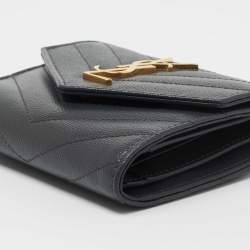 مملوكة مسبقًا Saint Laurent Grey Matelassé Leather Monogram Trifold Wallet