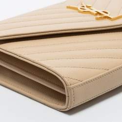 Pre Owned  محفظة سان لوران باريس بسلسلة أنفيلوب جلد مونوغرامي بيج