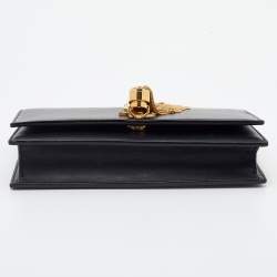 مملوكة مسبقًا Saint Laurent Black Leather Kate Wallet on Chain