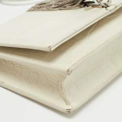 مملوكة مسبقًا Saint Laurent White Croc Embossed Leather Kate Tassel Chain Wallet