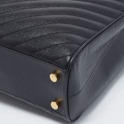 مملوكة مسبقًا حقيبة يد سان لوران بوكساندرا جلد شيفرون مونوغرامي سوداء بسلسلة