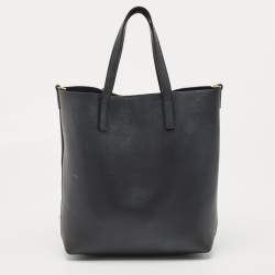 مملوكة مسبقًا Saint Laurent Black Leather Toy Shopper Tote