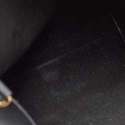 مملوكة مسبقًا Saint Laurent Black Leather Toy Shopper Tote