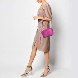 مملوكة مسبقًا Saint Laurent Pink Matelassé Leather Monogram Lou Camera Bag
