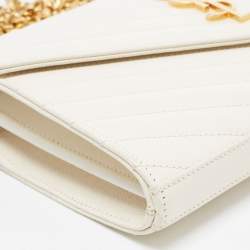 Pre Owned محفظة بسلسلة سان لوران إنف يلوب جلد بيضاء 