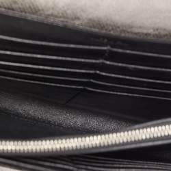 مملوكة مسبقًا Saint Laurent Metallic Mix Matelassé Leather Monogram Envelope Wallet on Chain