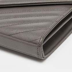 Pre Owned Saint Laurent Grey Matelassé Leather Monogram Envelope Wallet On Chain