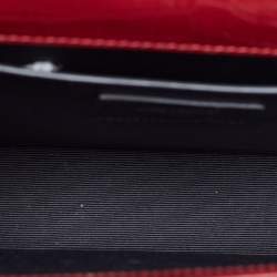 مملوكة مسبقًا حقيبة كتف سان لوران كاتي دلاية شراشيب متوسطة جلد تمساح بارز أخضر