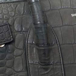 مملوكة مسبقًا حقيبة يد توتس سان لوران ساك دي جور جلد نقشة التمساح عنابي صغيرة