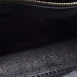 مملوكة مسبقًا حقيبة يد توتس سان لوران ساك دي جور جلد نقشة التمساح عنابي صغيرة