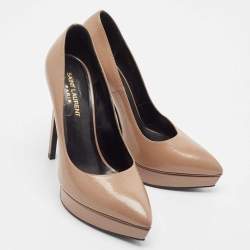 مملوكة مسبقًا حذاء كعب عالي سان لوران جانيس جلد لامع بني مقاس 38