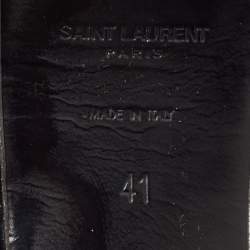 مملوكة مسبقًا صندل سان لوران تريبوت قطيفة عنابي بحزام للكاحل مقاس 41