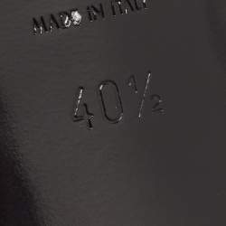 Pre Owned صندل سان لوران باريس جلد نقشة السحلية ميتاليك تريبوت مقاس 41