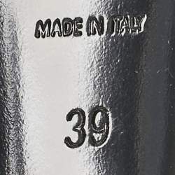 مملوكة مسبقًا Saint Laurent Black Satin Ankle Strap Sandals Size 39