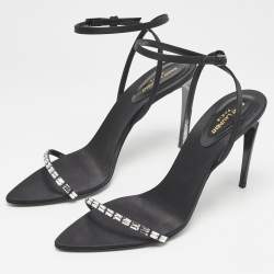 مملوكة مسبقًا Saint Laurent Black Satin Ankle Strap Sandals Size 39
