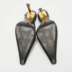 Pre Owned حذاء كعب عالي سان لوران لي جلد أسود بمشبك خلفي مقاس 37.5